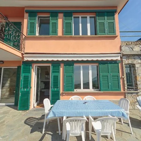 Zweifamilienvilla Mit Aufstellpool Und Meerblick 펜션 *